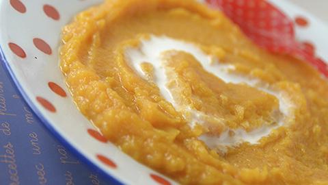 Purée de patate douce au lait de coco